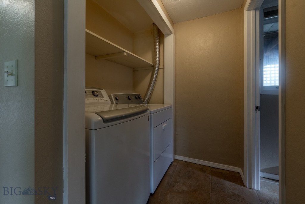 Emigrant, Montana, 59027, United States, 3 Bedrooms Bedrooms, ,3 BathroomsBathrooms,Residential,Forsale,1915007