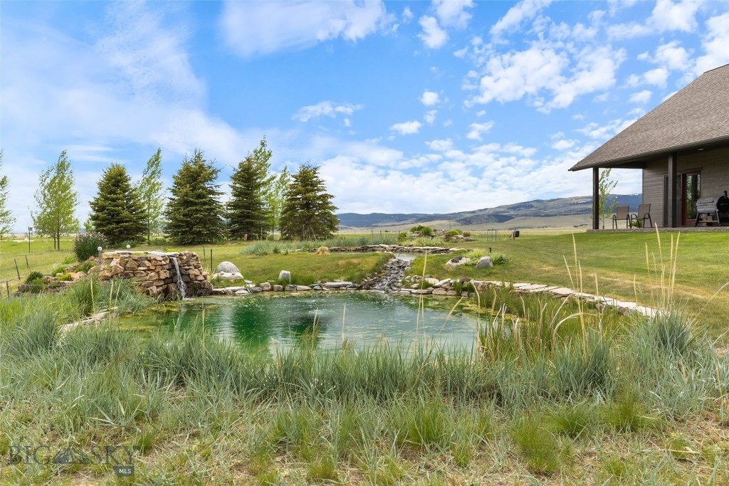 Ennis, Montana, 59729, United States, 4 Bedrooms Bedrooms, ,3 BathroomsBathrooms,Residential,Forsale,1941180