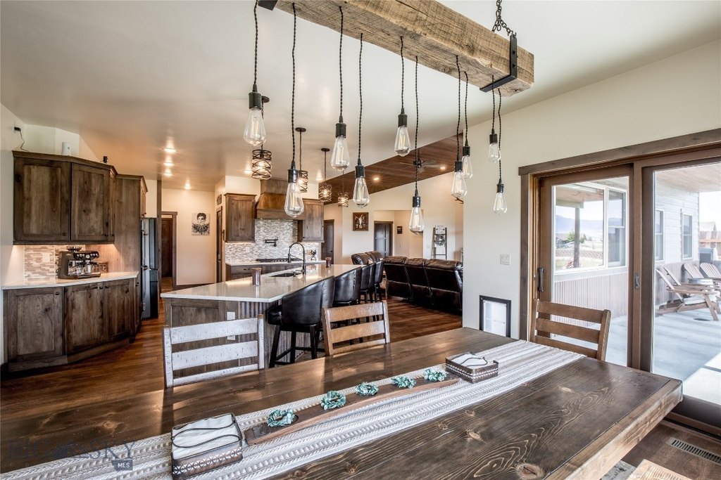 Ennis, Montana, 59729, United States, 4 Bedrooms Bedrooms, ,3 BathroomsBathrooms,Residential,Forsale,1941181