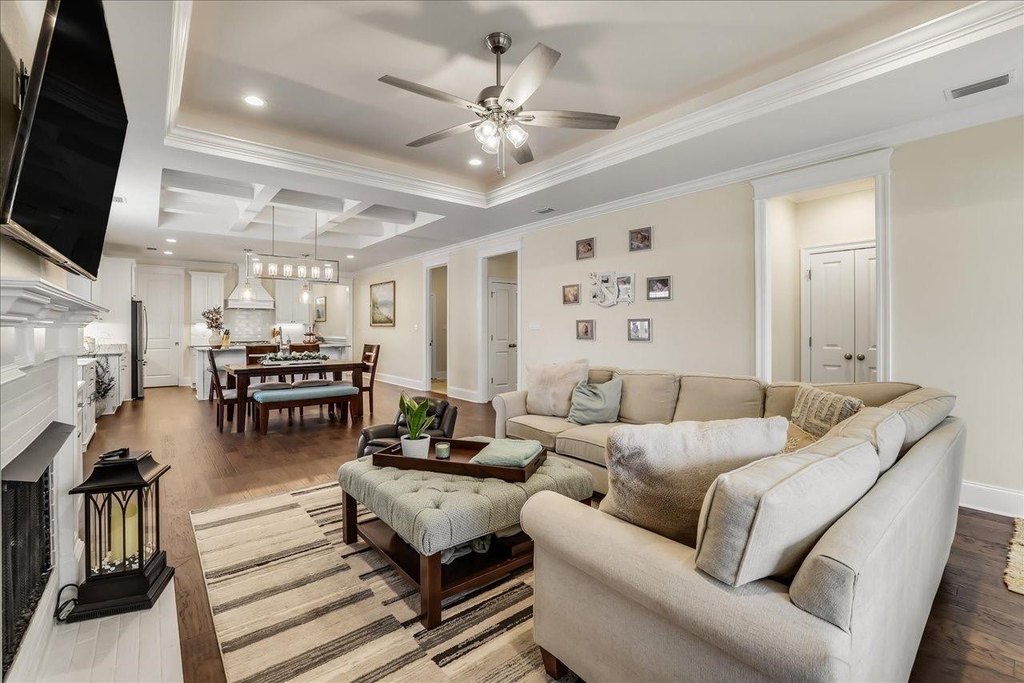 Tallahassee, Florida, 32317, United States, 4 Bedrooms Bedrooms, ,2.5 BathroomsBathrooms,Residential,Forsale,1926831