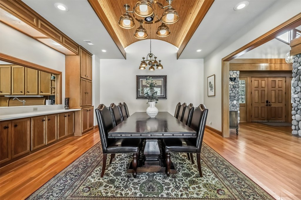 Bryan, Texas, 77808, United States, 4 Bedrooms Bedrooms, ,4.5 BathroomsBathrooms,Residential,Forsale,2008441