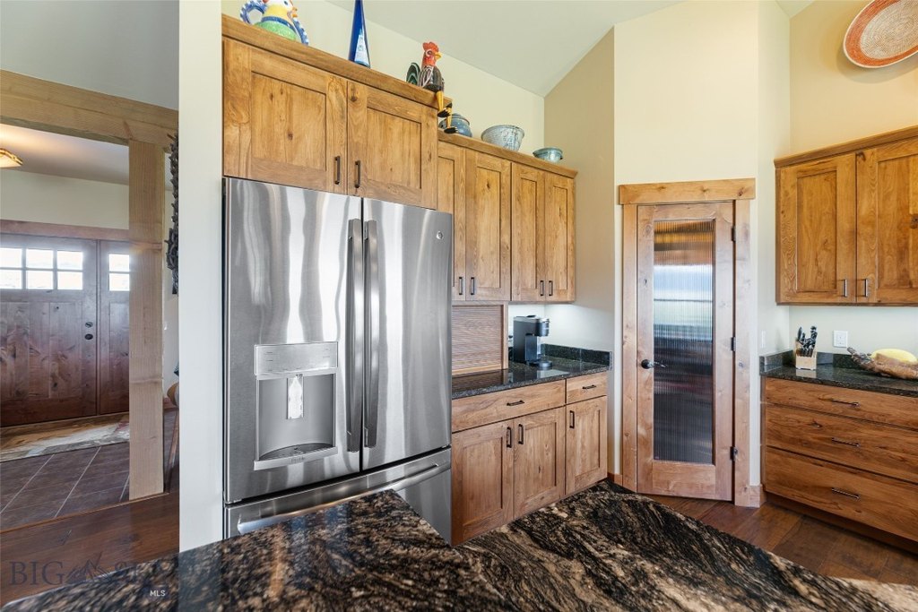Ennis, Montana, 59729, United States, 4 Bedrooms Bedrooms, ,3 BathroomsBathrooms,Residential,Forsale,1941180