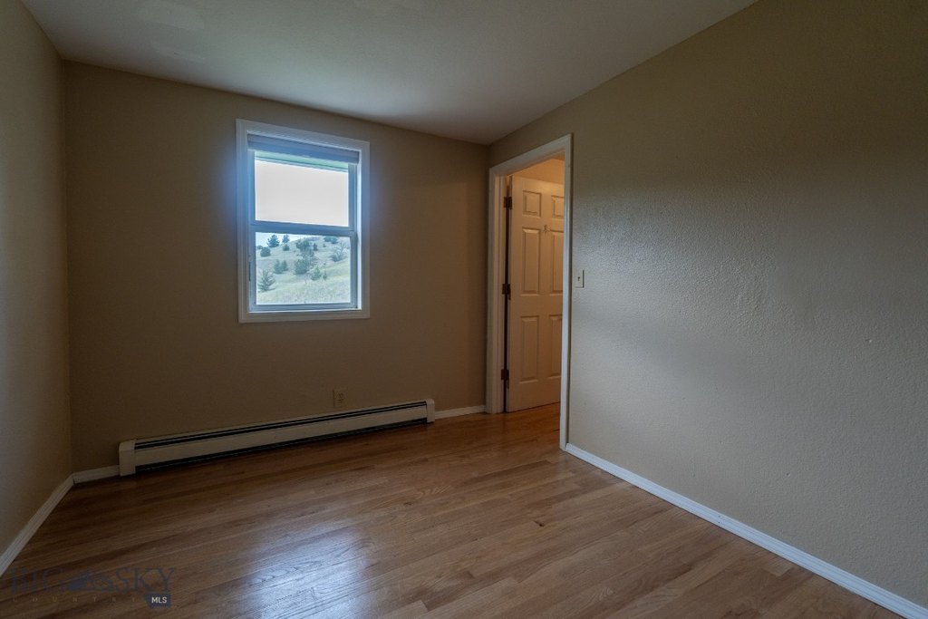Emigrant, Montana, 59027, United States, 3 Bedrooms Bedrooms, ,3 BathroomsBathrooms,Residential,Forsale,1915007
