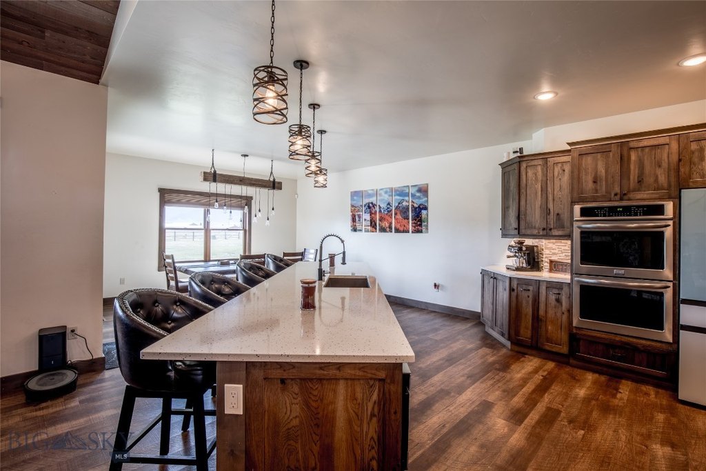 Ennis, Montana, 59729, United States, 4 Bedrooms Bedrooms, ,3 BathroomsBathrooms,Residential,Forsale,1941181