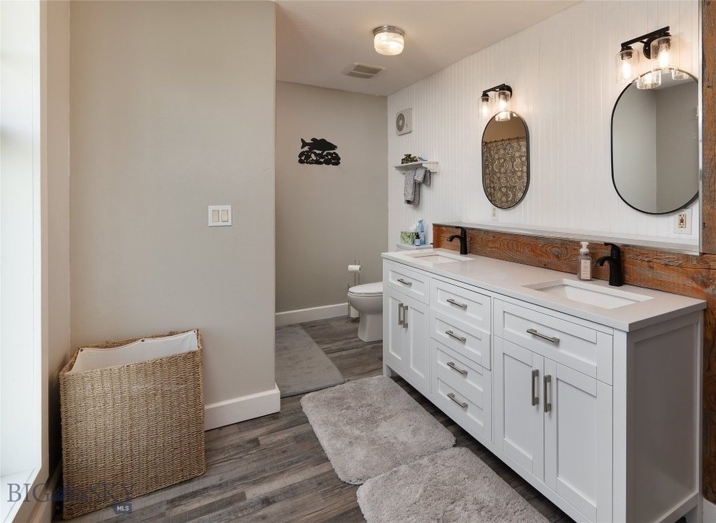 Whitehall, Montana, 59759, United States, 4 Bedrooms Bedrooms, ,3 BathroomsBathrooms,Residential,Forsale,1941194