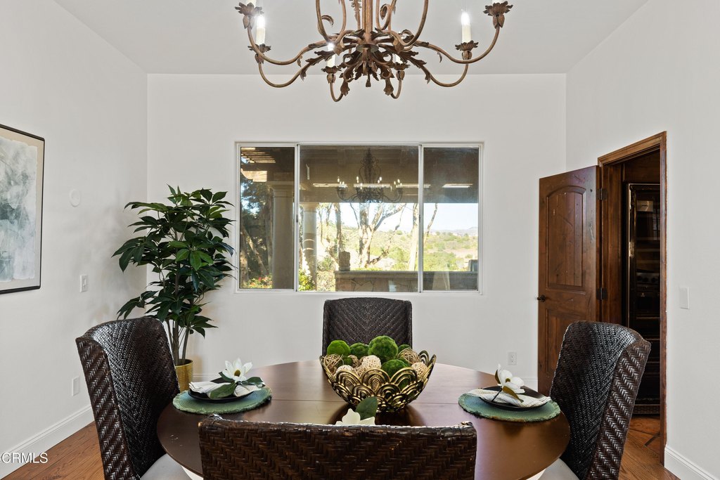 Camarillo, California, 93012, United States, 5 Bedrooms Bedrooms, ,3.5 BathroomsBathrooms,Residential,Forsale,1919215
