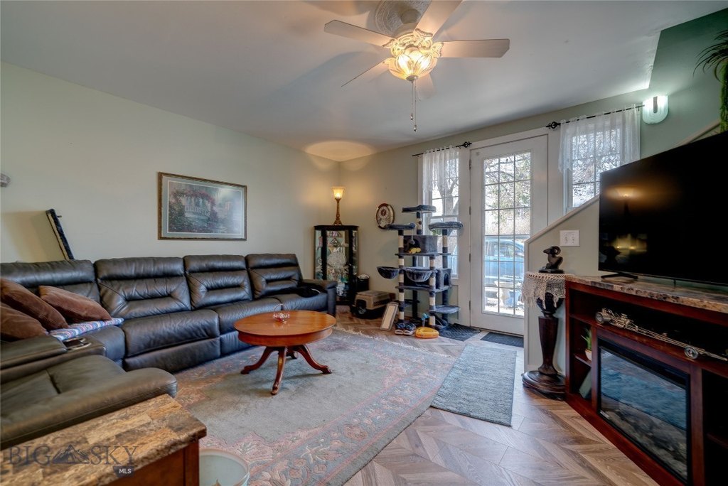 Bozeman, Montana, 59715, United States, 4 Bedrooms Bedrooms, ,3 BathroomsBathrooms,Residential,Forsale,1986980