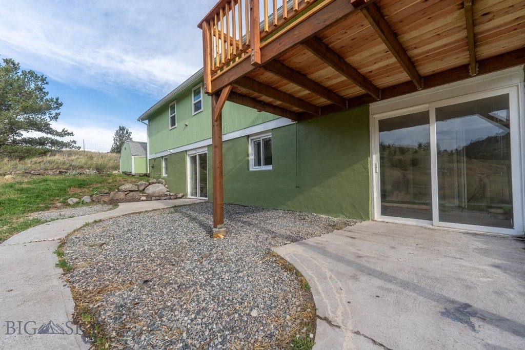 Emigrant, Montana, 59027, United States, 3 Bedrooms Bedrooms, ,3 BathroomsBathrooms,Residential,Forsale,1915007