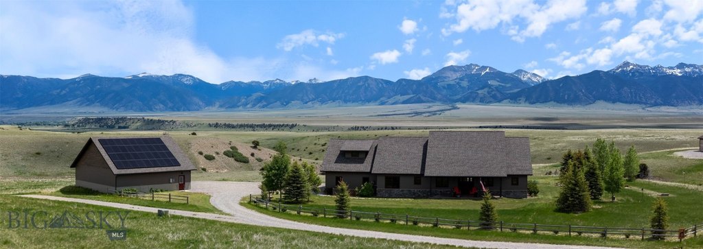 Ennis, Montana, 59729, United States, 4 Bedrooms Bedrooms, ,3 BathroomsBathrooms,Residential,Forsale,1941180