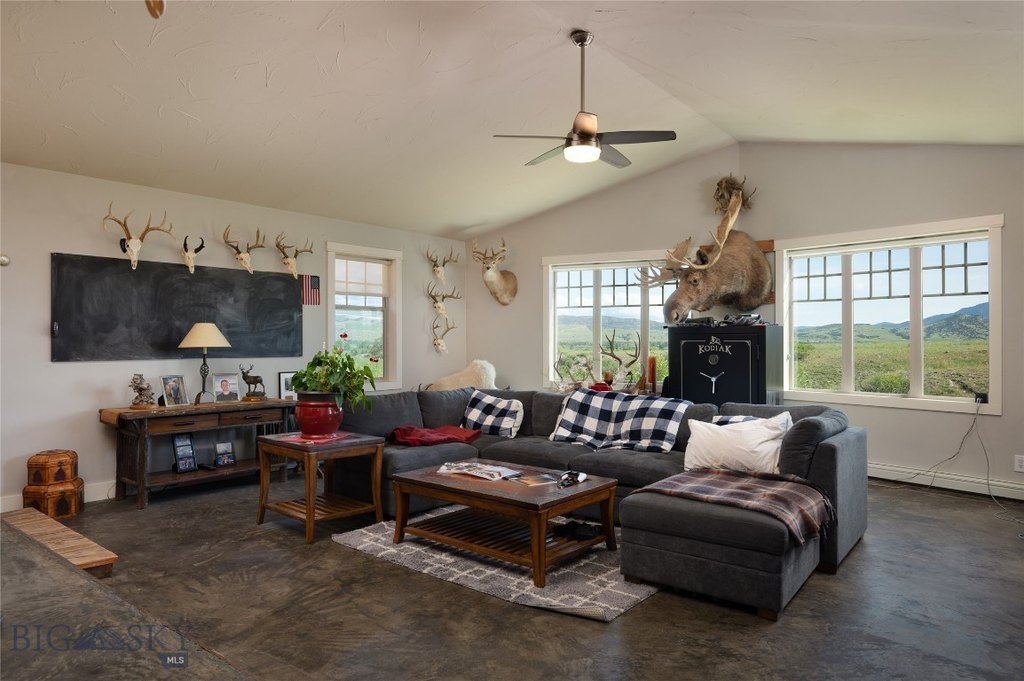 Whitehall, Montana, 59759, United States, 4 Bedrooms Bedrooms, ,3 BathroomsBathrooms,Residential,Forsale,1941194