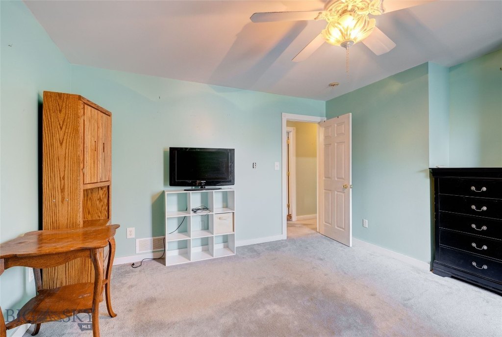 Bozeman, Montana, 59715, United States, 4 Bedrooms Bedrooms, ,3 BathroomsBathrooms,Residential,Forsale,1986980