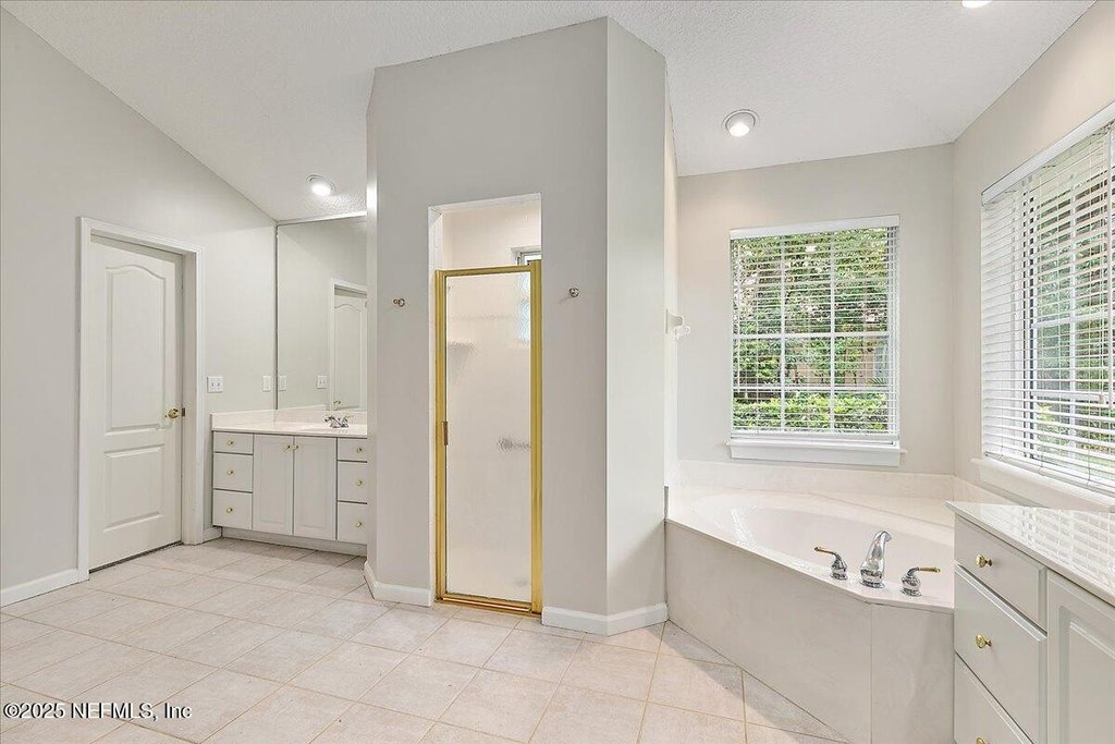 Jacksonville, Florida, 32225, United States, 4 Bedrooms Bedrooms, ,3 BathroomsBathrooms,Residential,Forsale,2001140