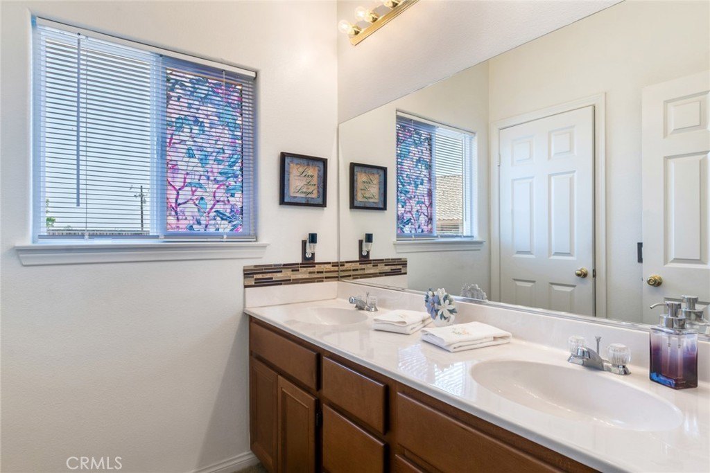 Yucaipa, California, 92399, United States, 3 Bedrooms Bedrooms, ,2.5 BathroomsBathrooms,Residential,Forsale,1941469