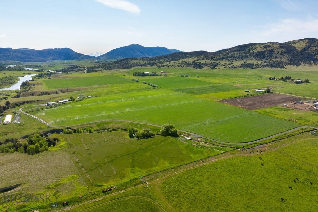 Whitehall, Montana, 59759, United States, 4 Bedrooms Bedrooms, ,3 BathroomsBathrooms,Residential,Forsale,1941194