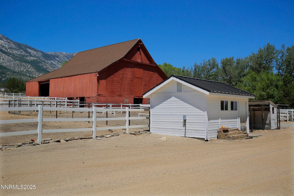 Gardnerville, Nevada, 89460, United States, 7 Bedrooms Bedrooms, ,5.5 BathroomsBathrooms,Residential,Forsale,1946013