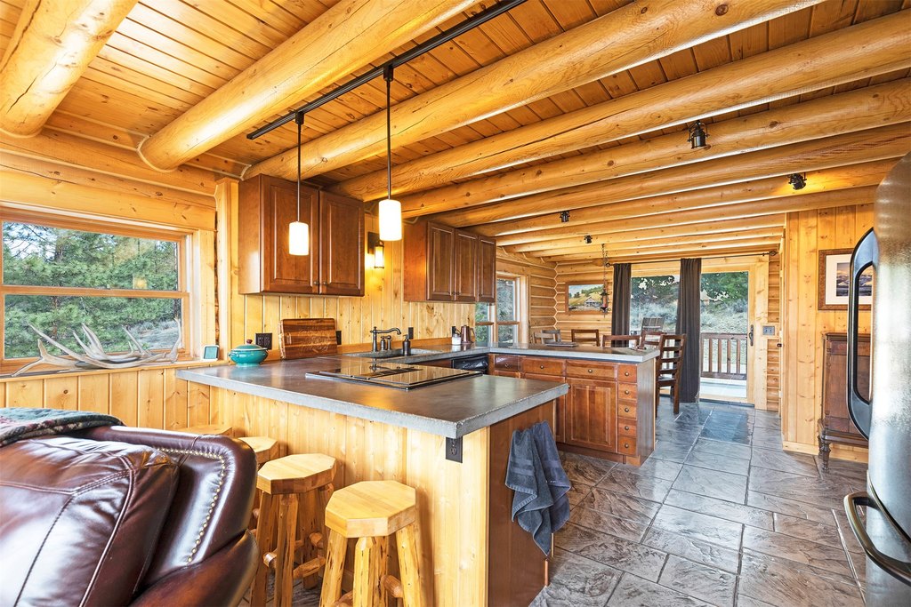 Stevensville, Montana, 59870, United States, 3 Bedrooms Bedrooms, ,2.5 BathroomsBathrooms,Residential,Forsale,1941171