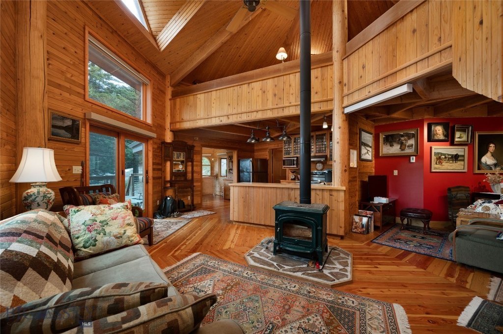 Bozeman, Montana, 59715, United States, 3 Bedrooms Bedrooms, ,2 BathroomsBathrooms,Residential,Forsale,1986952