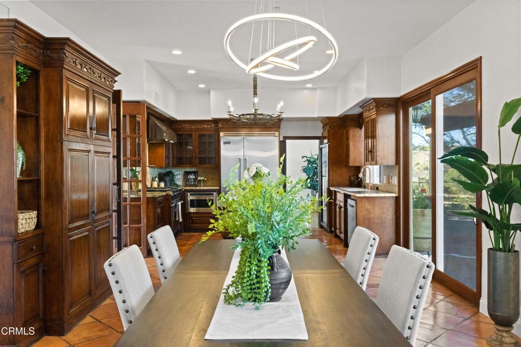 Camarillo, California, 93012, United States, 5 Bedrooms Bedrooms, ,3.5 BathroomsBathrooms,Residential,Forsale,1941422