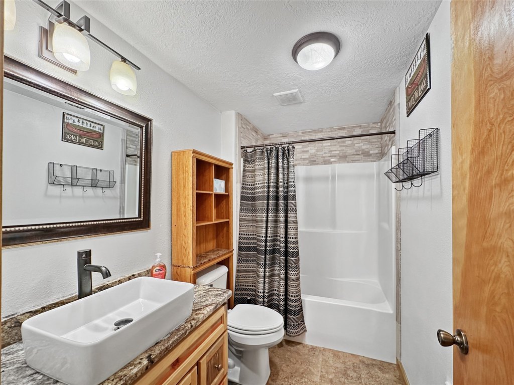 Cardwell, Montana, 59721, United States, 4 Bedrooms Bedrooms, ,2 BathroomsBathrooms,Residential,Forsale,1941158