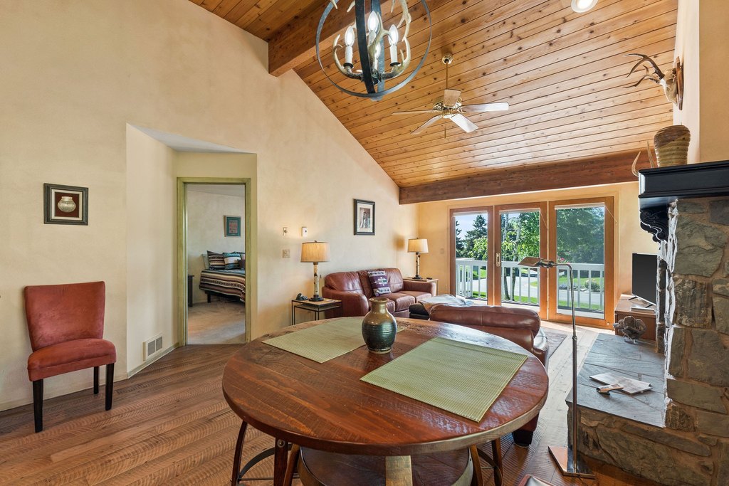 Bigfork, Montana, 59911, United States, 2 Bedrooms Bedrooms, ,2 BathroomsBathrooms,Residential,Forsale,1944322