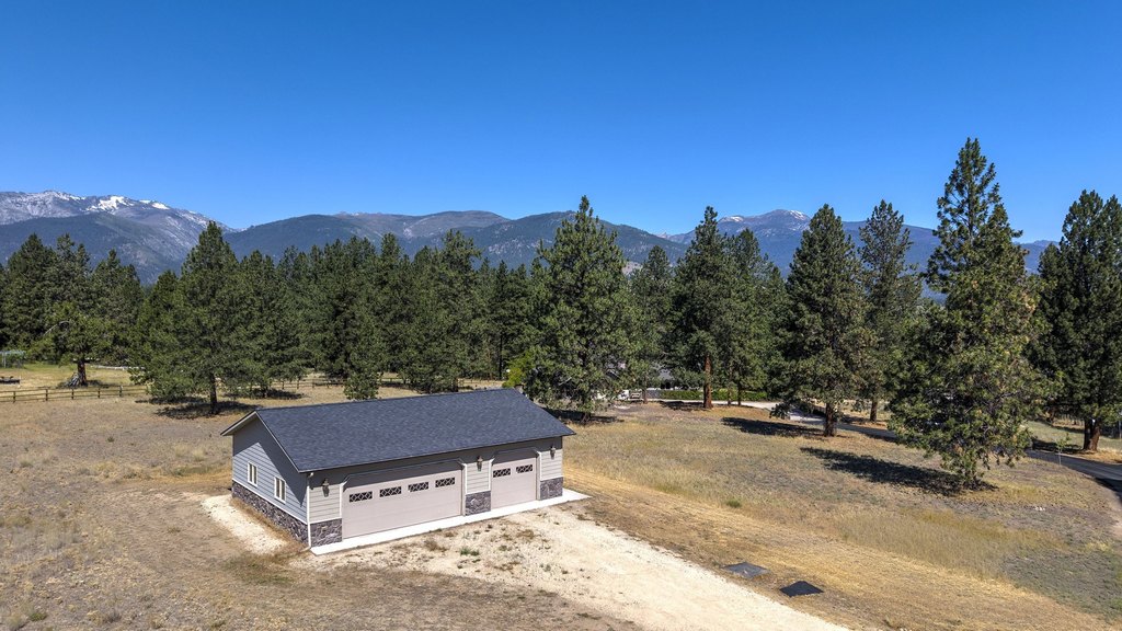 Victor, Montana, 59875, United States, 3 Bedrooms Bedrooms, ,2.5 BathroomsBathrooms,Residential,Forsale,1941160
