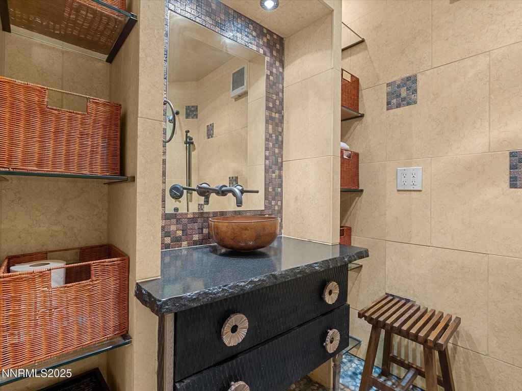 Glenbrook, Nevada, 89413, United States, 2 Bedrooms Bedrooms, ,2 BathroomsBathrooms,Residential,Forsale,1960017