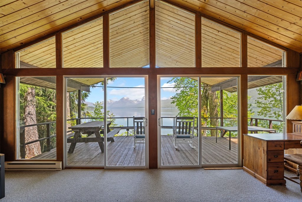 West Glacier, Montana, 59936, United States, 2 Bedrooms Bedrooms, ,1 BathroomBathrooms,Residential,Forsale,1941211