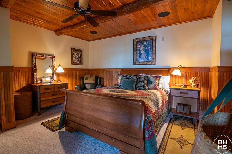 Saranac Lake, New York, 12983, United States, 7 Bedrooms Bedrooms, ,5 BathroomsBathrooms,Residential,Forsale,1953158