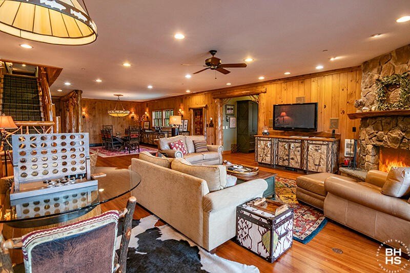 Lake Placid, New York, 12946, United States, 5 Bedrooms Bedrooms, ,5 BathroomsBathrooms,Residential,Forsale,1953157