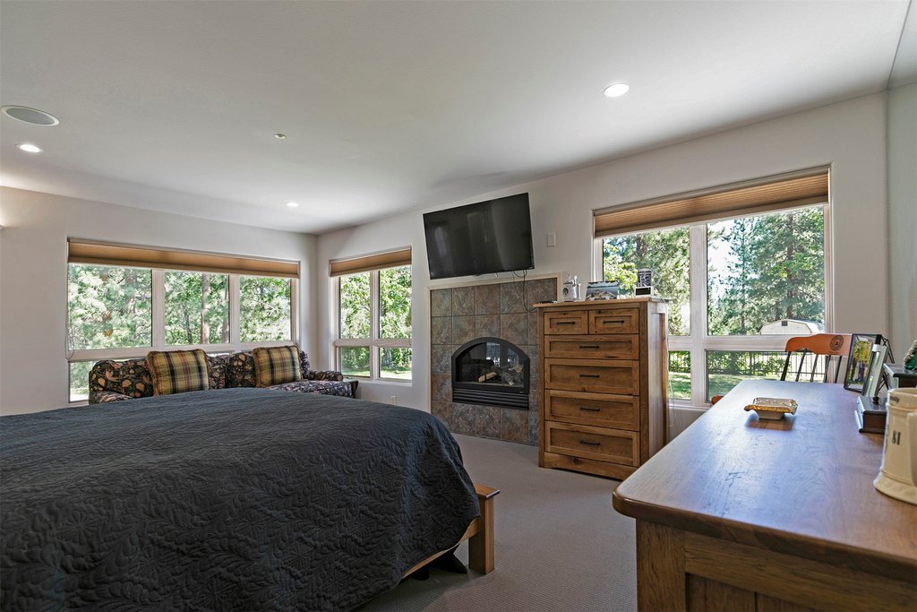 Victor, Montana, 59875, United States, 3 Bedrooms Bedrooms, ,2.5 BathroomsBathrooms,Residential,Forsale,1941160