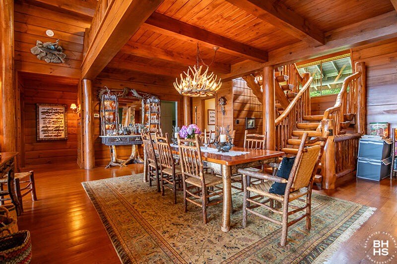 Saranac Lake, New York, 12983, United States, 7 Bedrooms Bedrooms, ,5 BathroomsBathrooms,Residential,Forsale,1953158