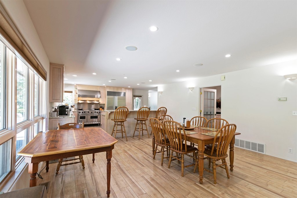 Victor, Montana, 59875, United States, 3 Bedrooms Bedrooms, ,2.5 BathroomsBathrooms,Residential,Forsale,1941160
