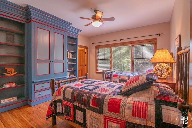 Lake Placid, New York, 12946, United States, 5 Bedrooms Bedrooms, ,5 BathroomsBathrooms,Residential,Forsale,1953157