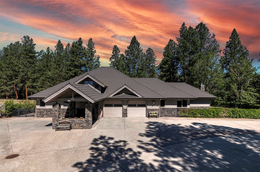 Victor, Montana, 59875, United States, 3 Bedrooms Bedrooms, ,2.5 BathroomsBathrooms,Residential,Forsale,1941160
