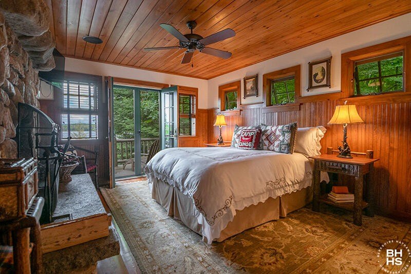 Saranac Lake, New York, 12983, United States, 7 Bedrooms Bedrooms, ,5 BathroomsBathrooms,Residential,Forsale,1953158