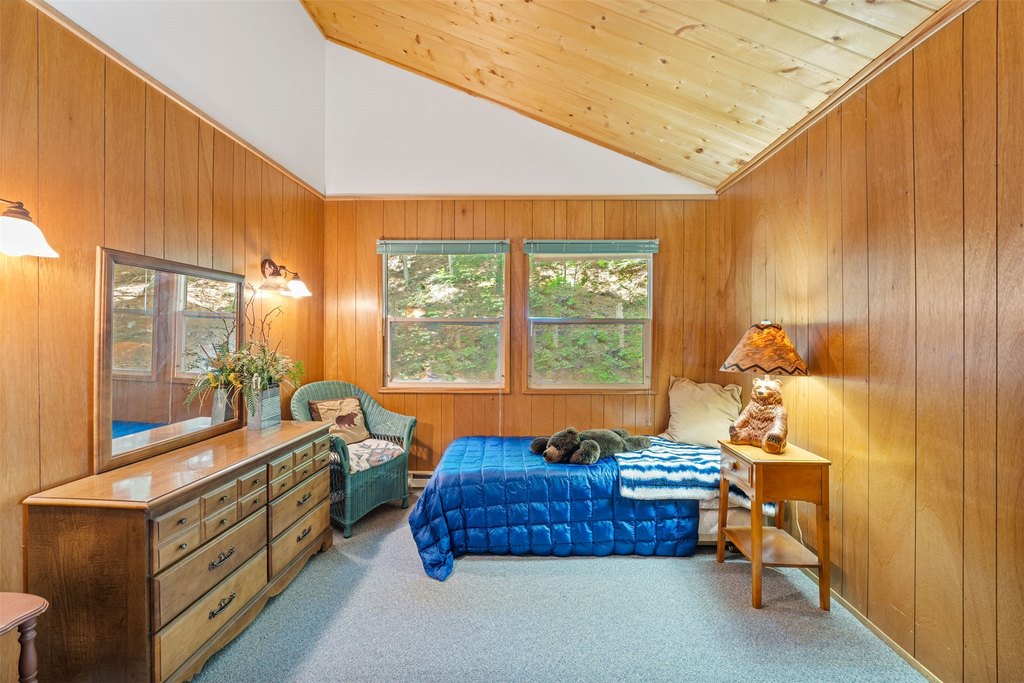 West Glacier, Montana, 59936, United States, 2 Bedrooms Bedrooms, ,1 BathroomBathrooms,Residential,Forsale,1941211