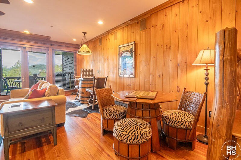 Lake Placid, New York, 12946, United States, 5 Bedrooms Bedrooms, ,5 BathroomsBathrooms,Residential,Forsale,1953157