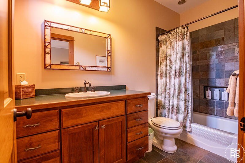 Lake Placid, New York, 12946, United States, 5 Bedrooms Bedrooms, ,5 BathroomsBathrooms,Residential,Forsale,1953157