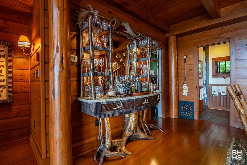Saranac Lake, New York, 12983, United States, 7 Bedrooms Bedrooms, ,5 BathroomsBathrooms,Residential,Forsale,1953158