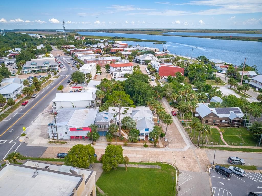 Apalachicola, Florida, 32320, United States, 5 Bedrooms Bedrooms, ,4 BathroomsBathrooms,Residential,Forsale,1946750