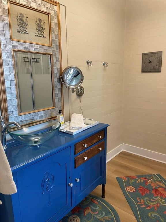 Apalachicola, Florida, 32320, United States, 5 Bedrooms Bedrooms, ,4 BathroomsBathrooms,Residential,Forsale,1946750