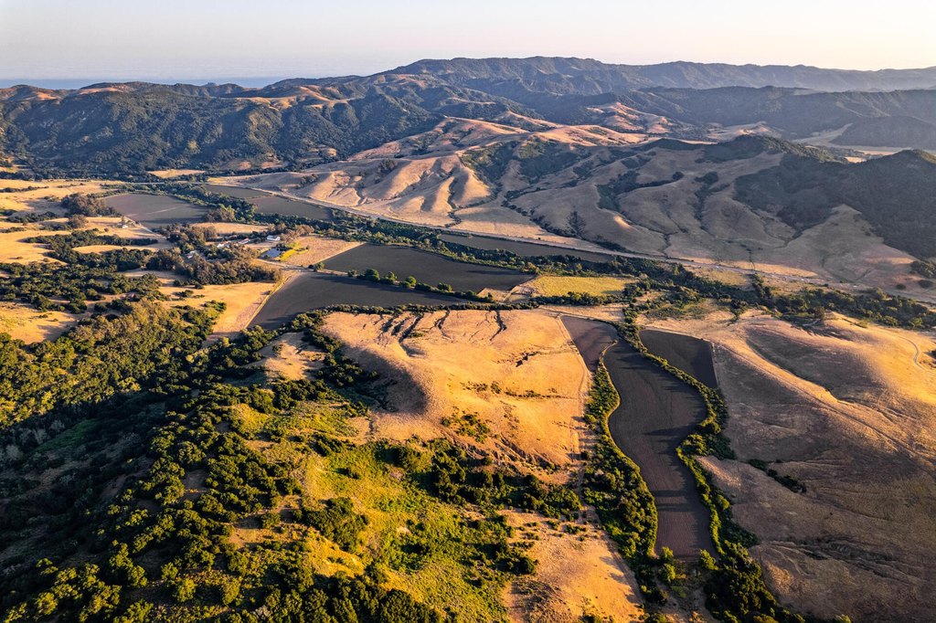 LOMPOC, California, 93436, United States, ,Commercial,Forsale,1883935