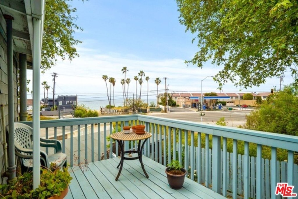 Malibu, California, 90265, United States, 7 Bedrooms Bedrooms, ,6 BathroomsBathrooms,Residential,Forsale,1904937
