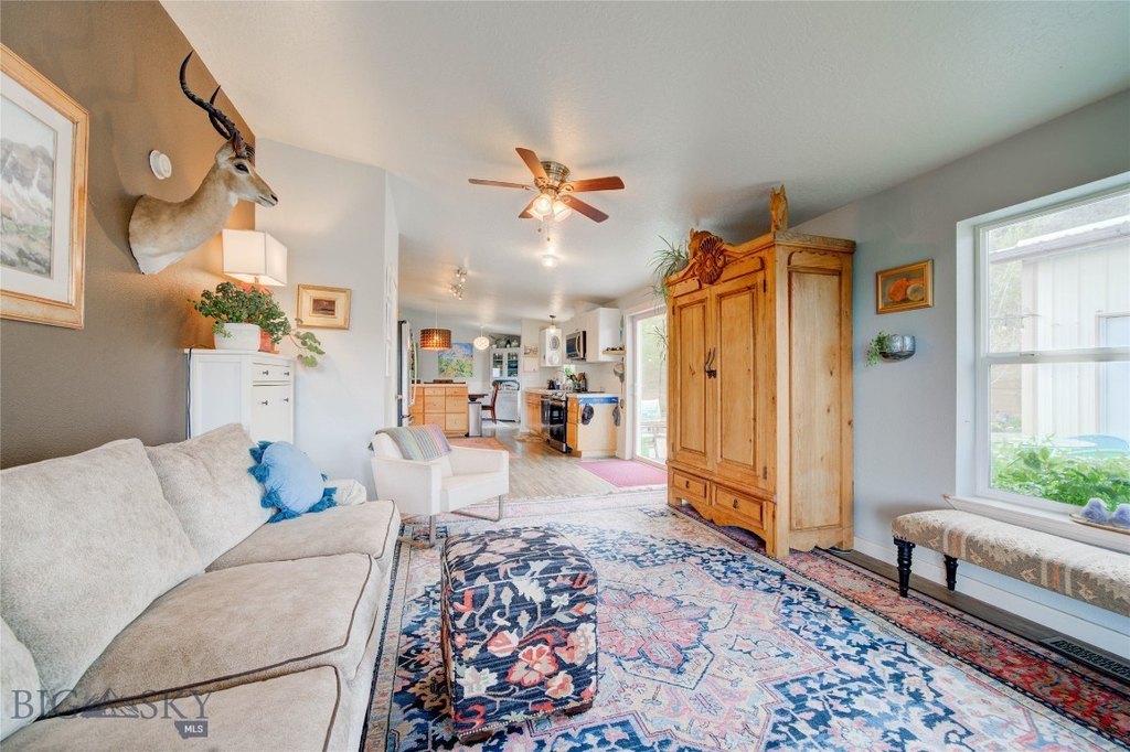 Belgrade, Montana, 59714, United States, 2 Bedrooms Bedrooms, ,1 BathroomBathrooms,Residential,Forsale,1986977