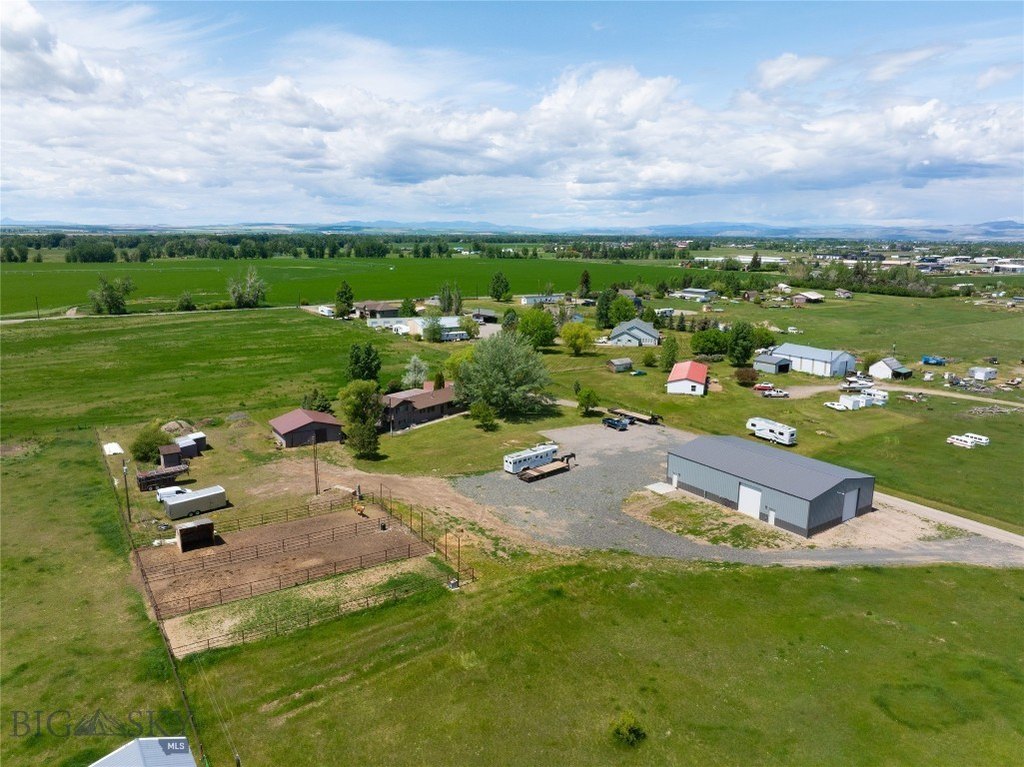 Belgrade, Montana, 59714, United States, 3 Bedrooms Bedrooms, ,3 BathroomsBathrooms,Residential,Forsale,1894950