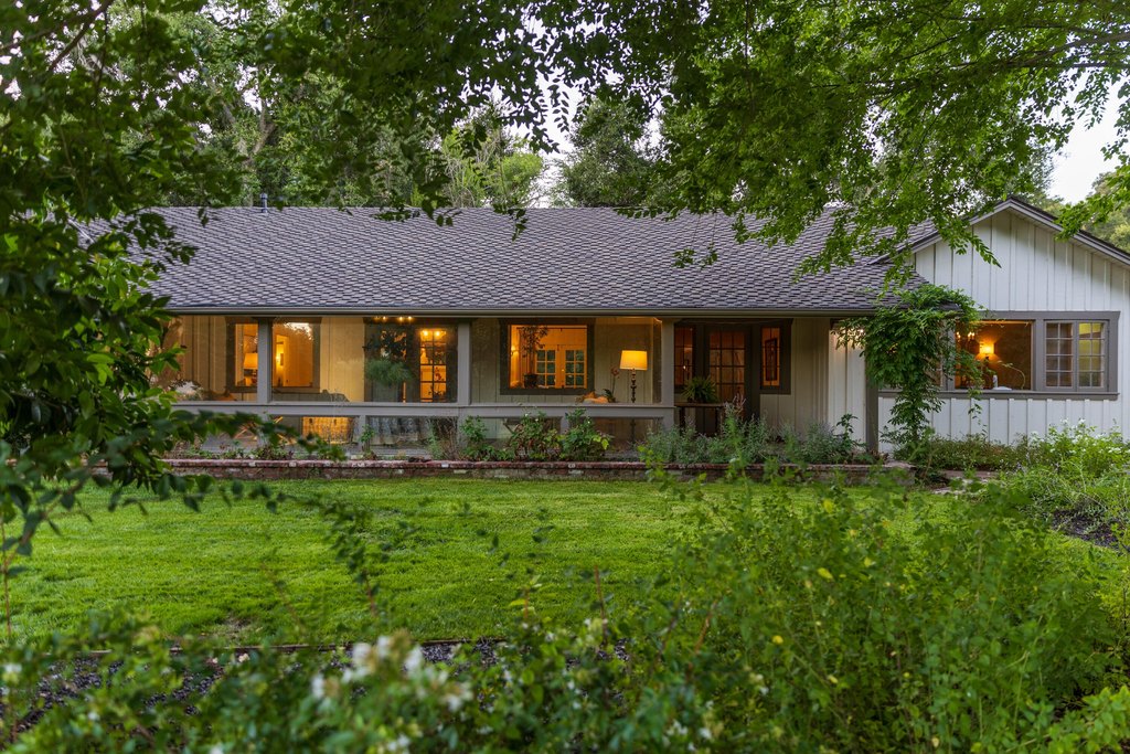 SOLVANG, California, 93463, United States, 6 Bedrooms Bedrooms, ,4.5 BathroomsBathrooms,Residential,Forsale,1934857
