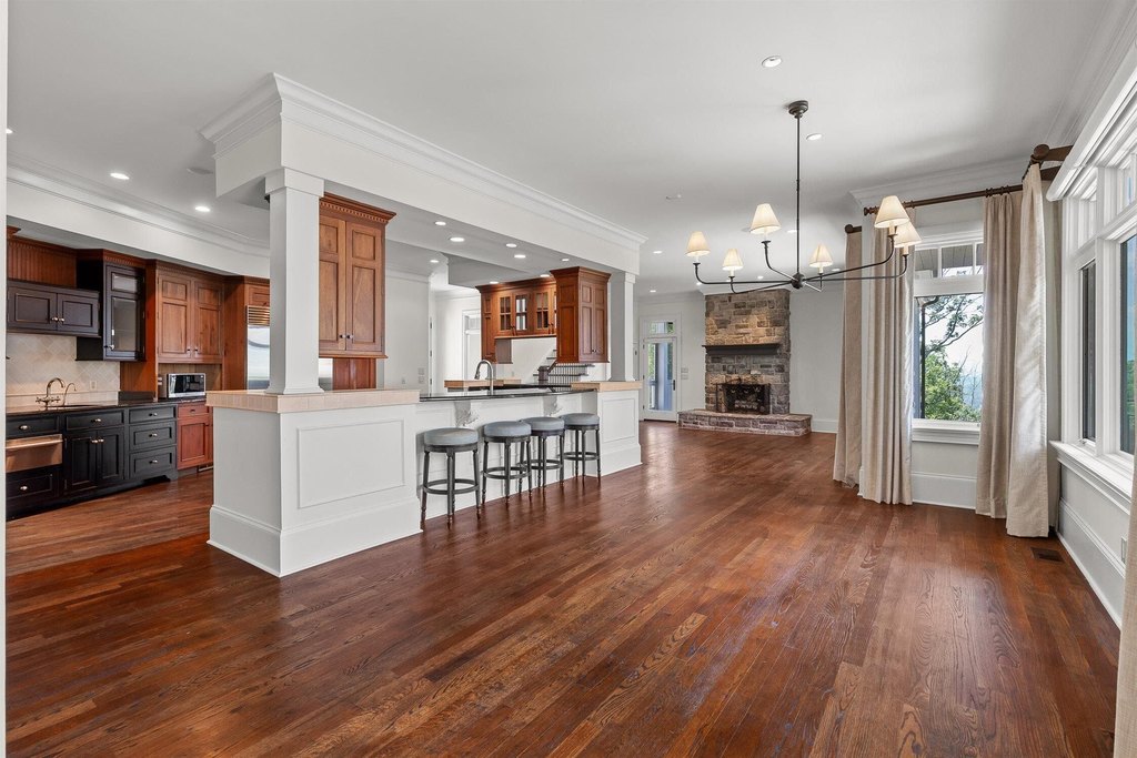 Ooltewah, Tennessee, 37363, United States, 4 Bedrooms Bedrooms, ,5.5 BathroomsBathrooms,Residential,Forsale,1894412