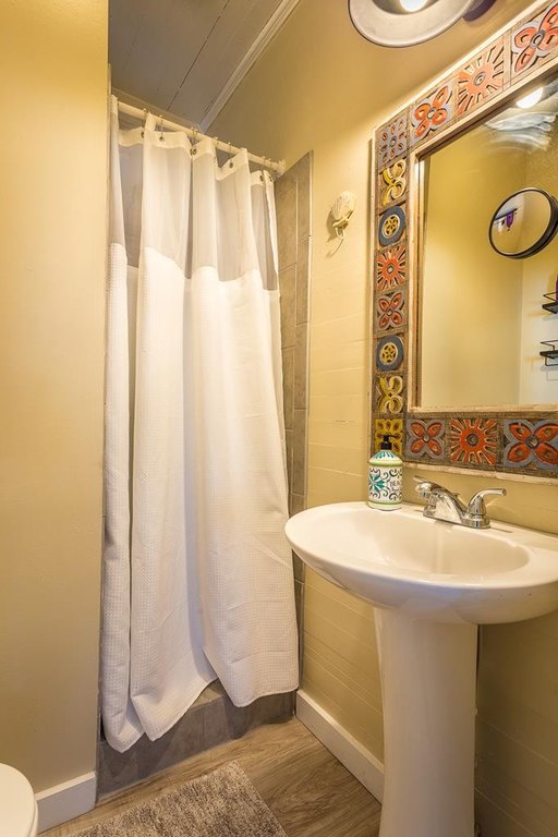 Apalachicola, Florida, 32320, United States, 5 Bedrooms Bedrooms, ,4 BathroomsBathrooms,Residential,Forsale,1946750