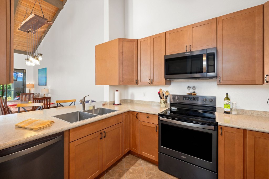 Kailua-Kona, Hawaii, 96740, United States, 2 Bedrooms Bedrooms, ,2 BathroomsBathrooms,Residential,Forsale,1929292