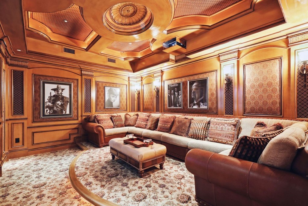 Marco Island, Florida, 34145, United States, 4 Bedrooms Bedrooms, ,4.5 BathroomsBathrooms,Residential,Forsale,2004774